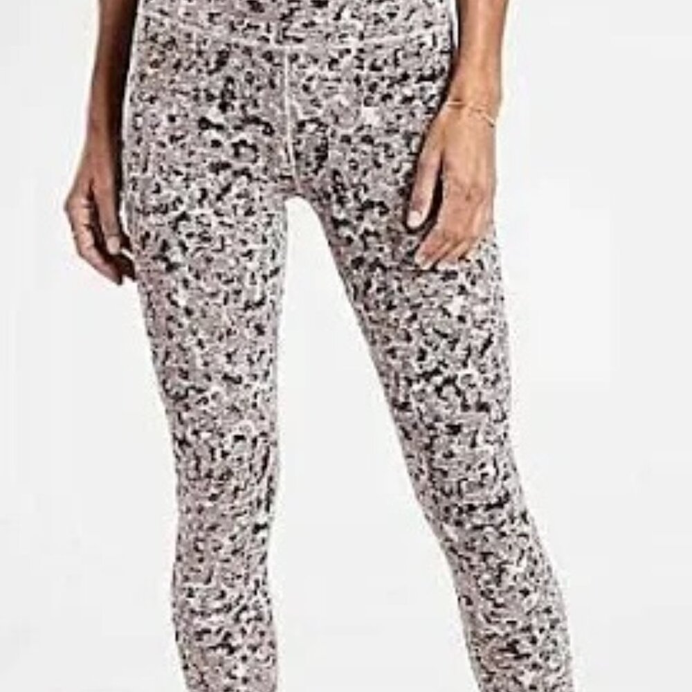 Athleta Elation Textured 7/8 Tights | Meadow Decadent Chocolate | Size Small